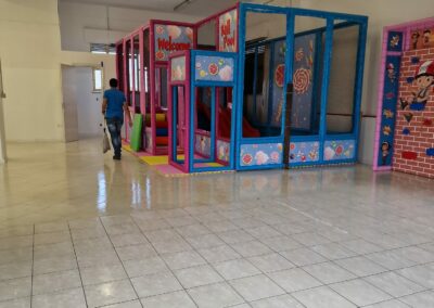 Pulizia sala feste e playground di Pulimar Marisa Persichitti